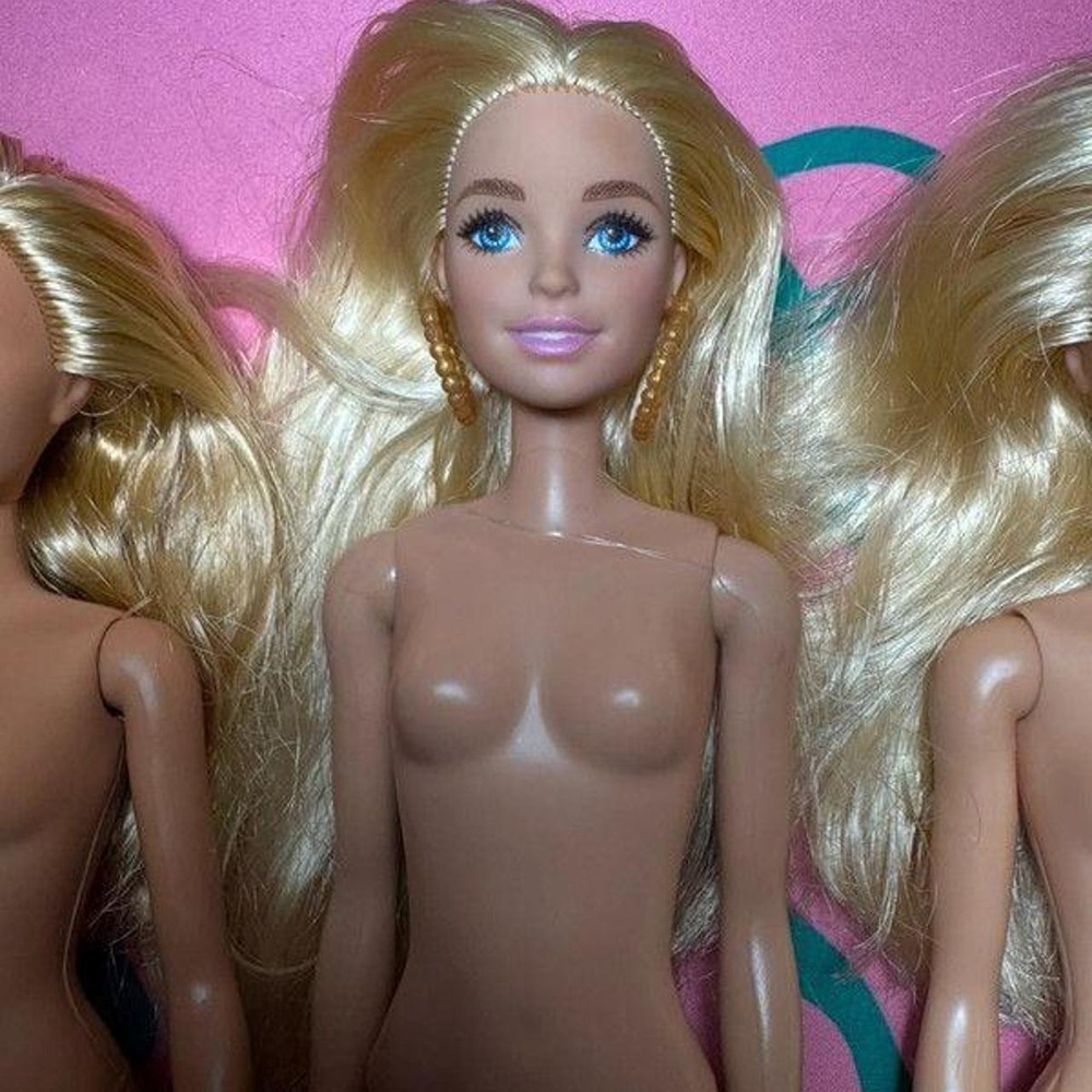 Mattel Barbie Doll lot of four - Picture 4 of 8